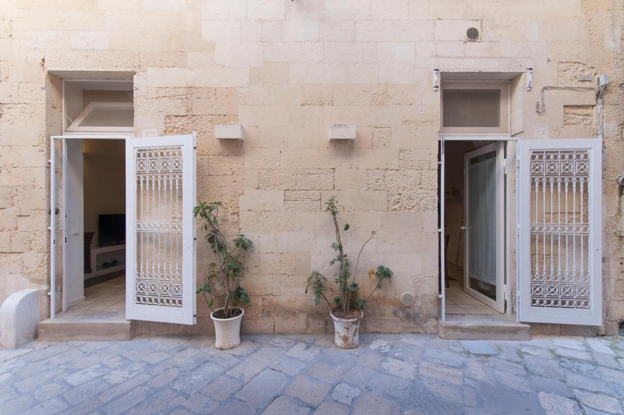 Xenia Old Town - Lecce Selectionヴィラ エクステリア 写真